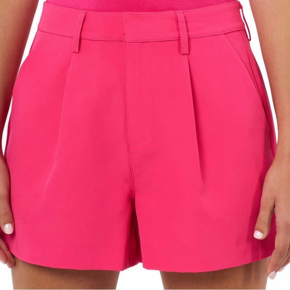 Women's Pink Shorts